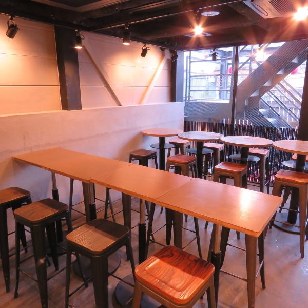 [Welcome to groups] Located about 5 minutes on foot from the Karasumori Exit of JR Shimbashi Station, it has good access and is convenient for gatherings.We are proud of our cheerful and energetic customer service.You can use it for a wide range of purposes such as dates, girls' nights, joint parties, drinking parties with colleagues and friends, and large parties.The 1st to 3rd floors are table seats and counter seats with a free layout.It is also possible to rent the entire floor!