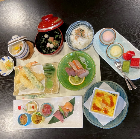 旬な食材を取り揃えた各種宴会にぴったりの会席プラン5000円（税込み）