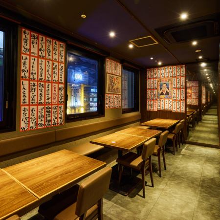 Accommodates small to medium groups [Sannomiya, pub, night view, semi-private room, drinking party, girls' party, after-party, cheap, delicious]