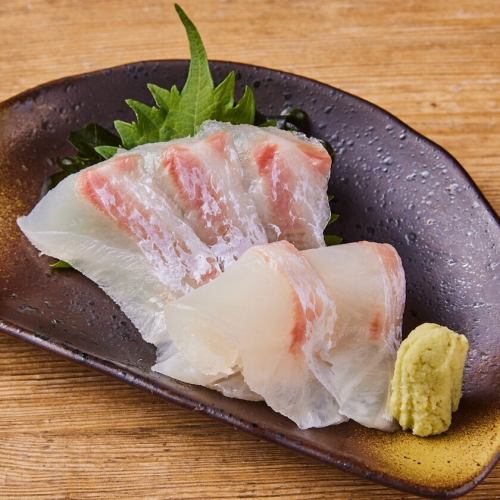 Tuna sashimi/Salmon sashimi/Sea bream sashimi/Yellowtail sashimi