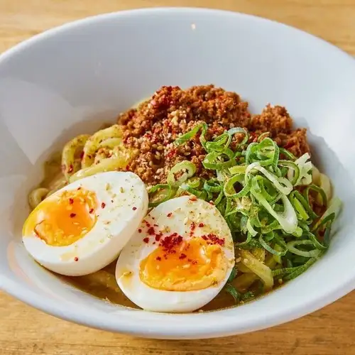 絶品！麻辣汁なし担担麺