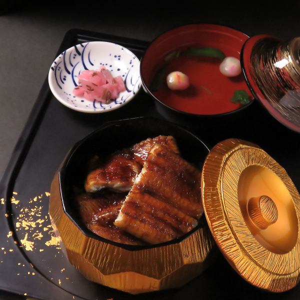 うな重 竹(三切)　2530円(税込)