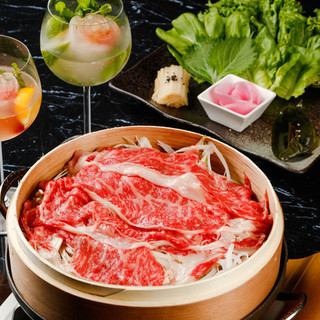 Steamed beef course, 7 dishes total, 14,800 yen (tax included)