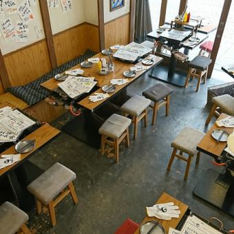 解放感あふれる店内