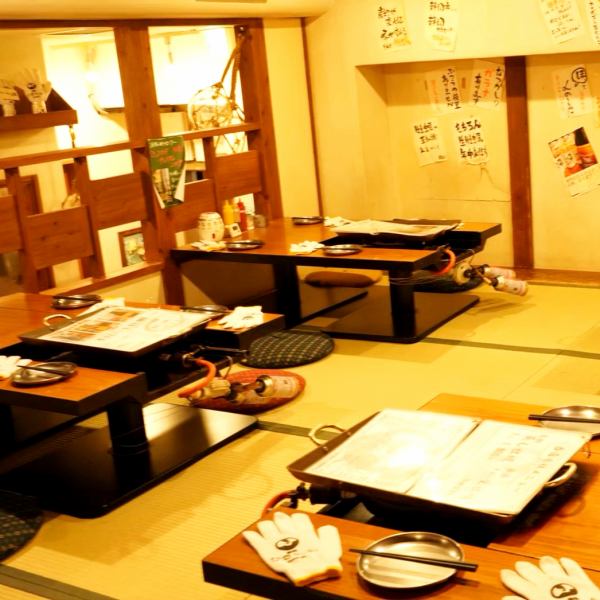 【団体様、貸し切りもＯＫ！】小上がりの座敷席は最大18名様までの貸し切りでのご利用が可能です。 結婚式の2次会、宴会にご利用ください！！ 