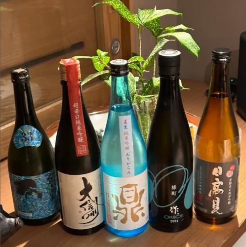 店主自ら仕入れた日本酒