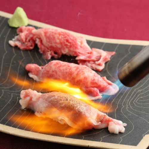 黒毛和牛の炙り寿司