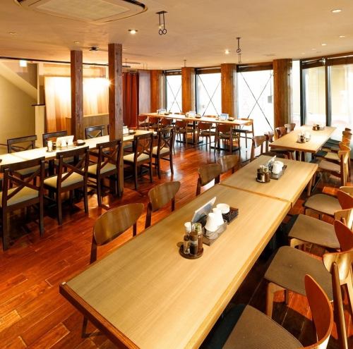 [Miyazaki Harumachi Nikubaru Shokudo] also accepts reservations for the inside of the restaurant! The 2nd floor can be reserved for 45 people♪♪ It is perfect for seasonal banquets, various parties, and gatherings. You can spend a pleasant time with food and drinks♪Please feel free to contact the store if you would like to reserve the entire space, such as the number of people, usage, budget, etc.★