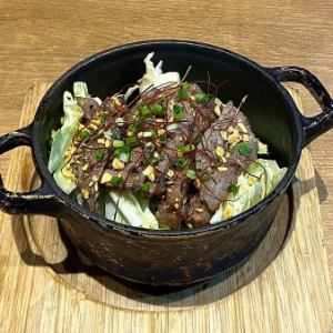 牛ハラミとアンチョビキャベツ