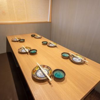ビール、ハイボール、日本酒、カクテルなど45種類100分飲み放題777円(税込)