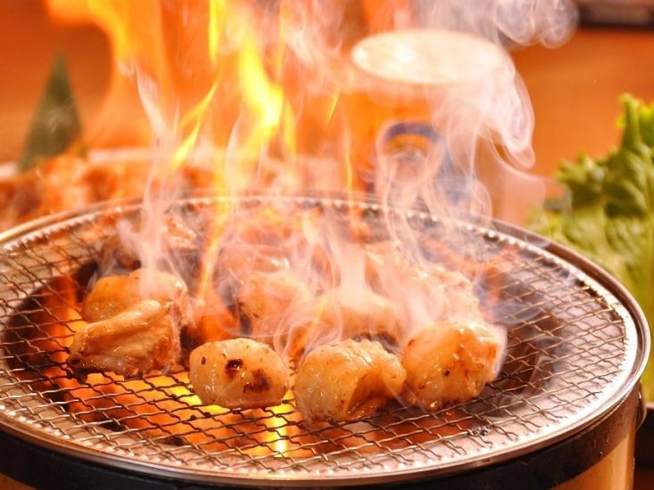 It is Korean garden STYLE that is roasted with charcoal fire ★ There is also an all-you-can-eat yakiniku plan!