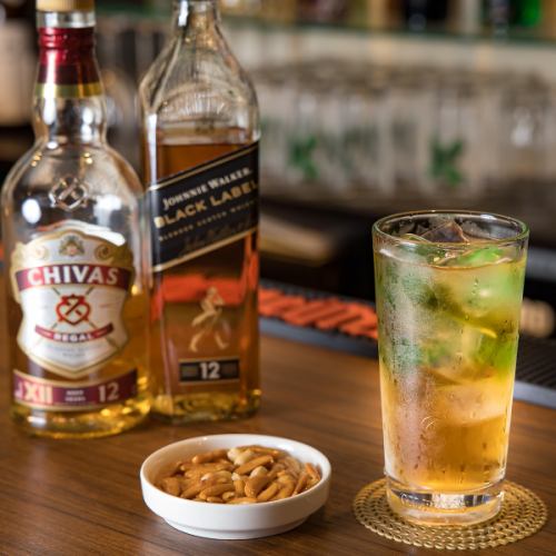 【各種チャームでお酒のお供◎】お酒のあてにぴったりのチャームもついております♪