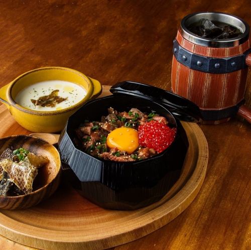 お酒が進む絶品フード！