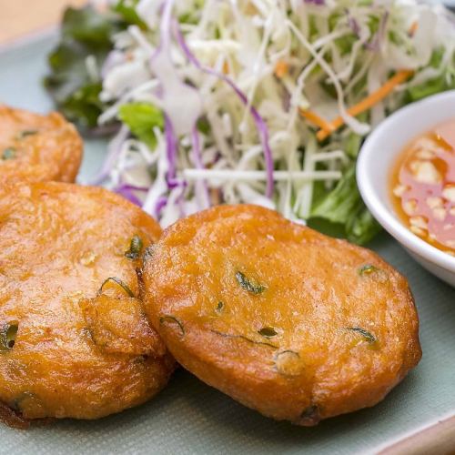 白身魚のすり身揚げ　「トード・マン・プラー」　3P