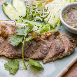 牛肉のグリル　「ヌア・ヤーン」