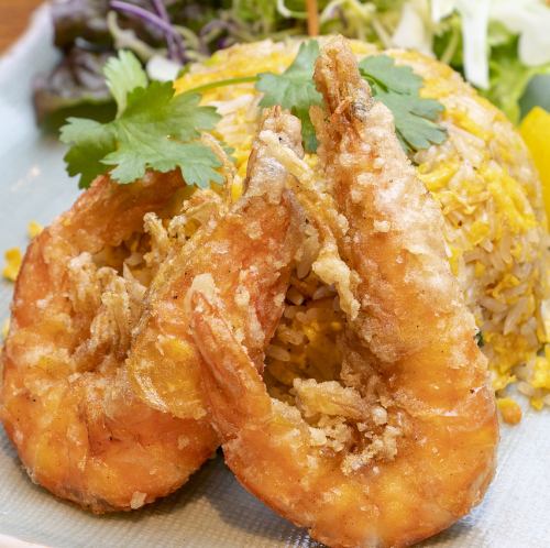 美味しさ丸ごと！ソフトシェルシュリンプの炒飯