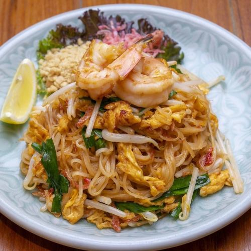パッタイ（タイ焼きビーフン）