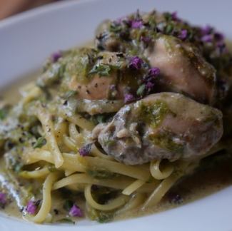 굴과 아오사의 진한 파스타