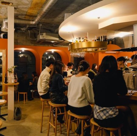 美味しいワインと拘りの料理を味わえる大人な空間です♪