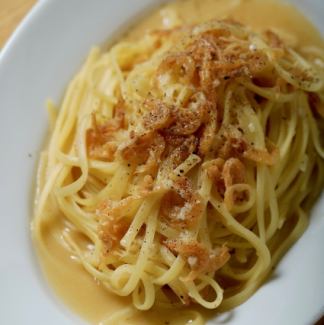 桜エビと春野菜の魚介オイルパスタ