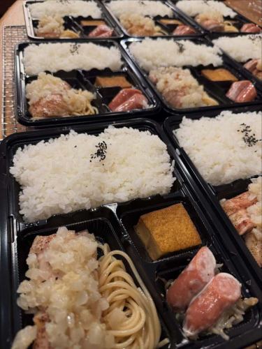 [Instagram post text]

Here's a look at our bento boxes and appetizers for March! 🌸

We have received many orders since the end of March.
We made this with all our heart.

Farewell and welcome parties, cherry blossom viewing, lunch boxes for club activities,
Appetizers for family gatherings,
Please use it in a variety of situations.
Thank you so much! 🙇‍♂️

Things got hectic,
This summary post is a bit late, but
Here's a quick rundown of our March menu! ✨

With a focus on spring-like colors,
We hope you will be satisfied with the portion size as well.
Each one was carefully crafted.

We can tailor the service to your budget and purpose.
We also accept consultations regarding bento boxes and hors d'oeuvres.

Farewell and welcome parties, meetings, catering for film shoots, club activities,
Family gatherings, etc.
Please feel free to contact us 😊

#March 9th Seishun Shokudo
#Saku City
#Saku City Gourmet
#Bento
#hors d'oeuvres
#Takeout
#Welcome and Farewell Party
#Cherry blossom viewing bento
#LocationBento
#Club activity lunch
#MeetingBento
#Catered lunch
#Spring Bento
#Takeout
#Prepared foods
#Old folk house restaurant