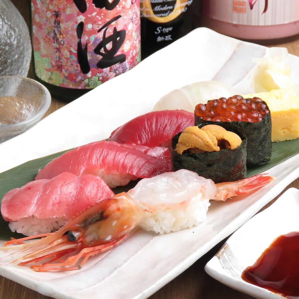 隨意搭配海鮮碗和壽司品嚐鮮魚◎