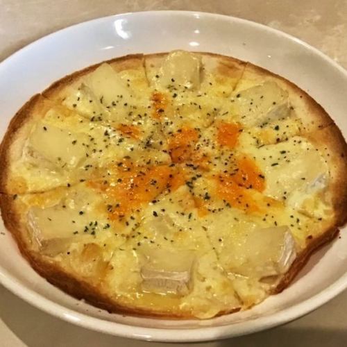 フランスチーズのピザ