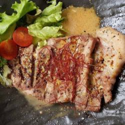 十勝豚ロースとハニーマスタードソース