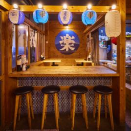 카운터 좌석도 넓고 ◎ 1 명도 여성도 대환영!!