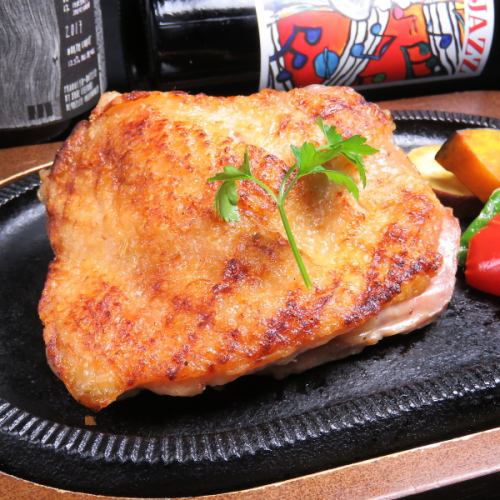 Grilled Awaodori chicken thigh (salt/sauce) 240g