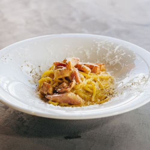 Carbonara of thick cutting bacon