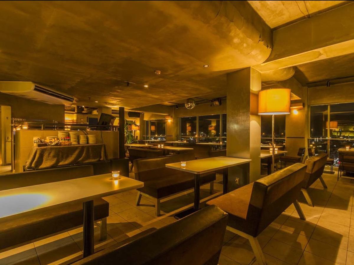 Panoramic view of the night view★ Can be reserved for 50 to 100 people! Courses with all-you-can-drink start from 4,500 yen