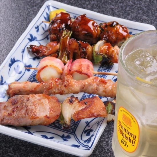 A stylish Japanese-style space!Have a yakitori baked in a secret sauce ♪