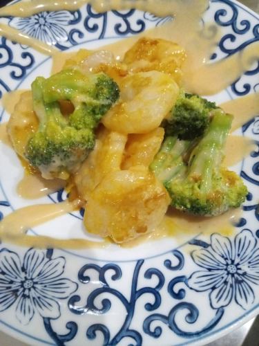 海老とブロッコリー マヨネーズ炒め