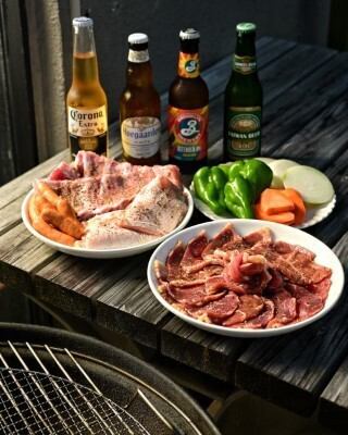 テラス席で手ぶらBBQ