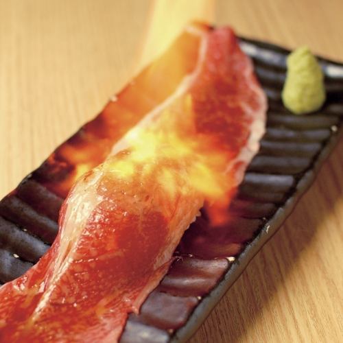 Grilled Sendai beef sushi <1 piece>