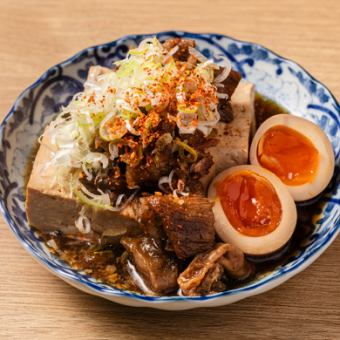肉豆腐浸泡在香味中