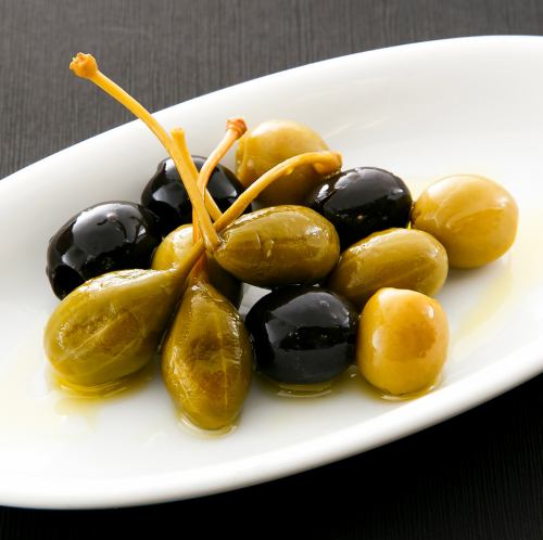 Assorted olives