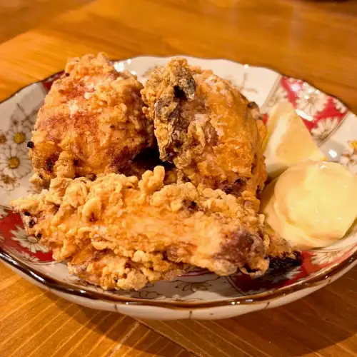 Deep-fried chicken marinated in salt koji