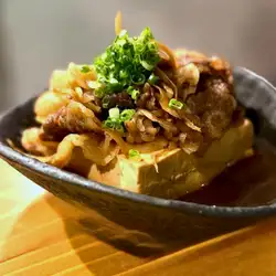 Chunky beef tendon and grated yam stir-fry / Wagyu beef and tofu