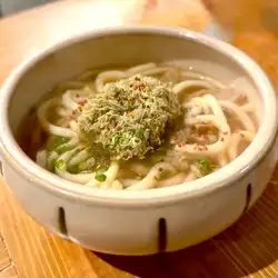 Osaka specialty: Tororo konbu udon (udon noodles with grated kelp)