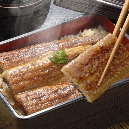 【極品鰻魚套餐】本店最高品質的鰻魚8道菜+3小時無限暢飲8,000日圓⇒6,500日元