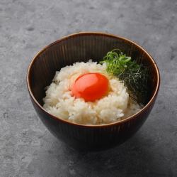 계란을 얹은 밥