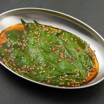 Perilla leaves pickled in soy sauce