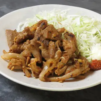 名物もつ焼き