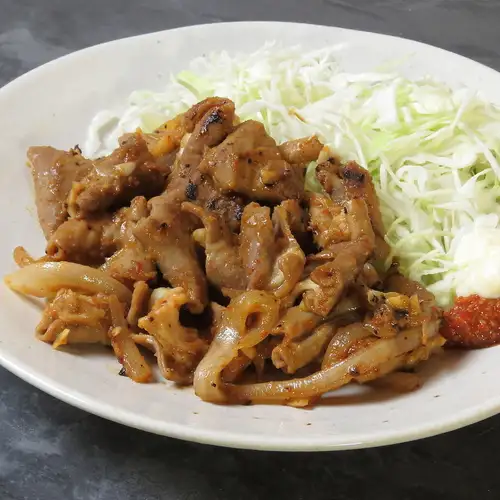 名物もつ焼き