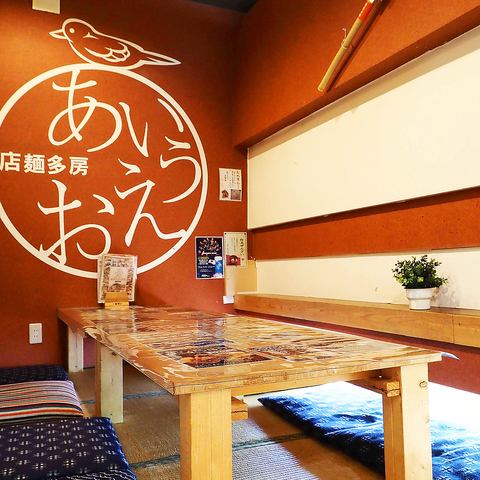 店内奥のお座敷席はアットホームな雰囲気が◎5名様～ご利用OK！