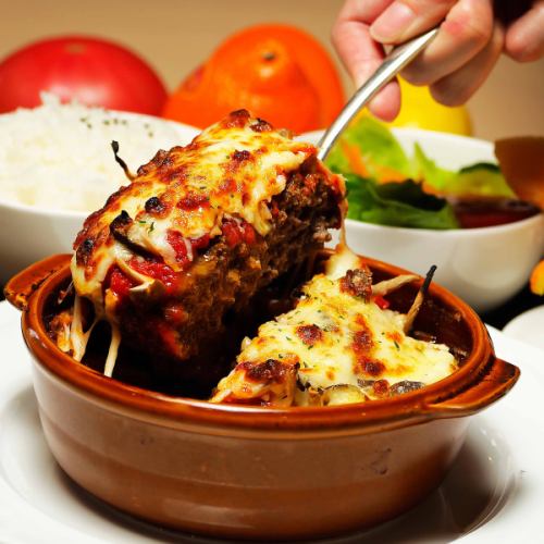 トマト煮込み手作りハンバーグランチ