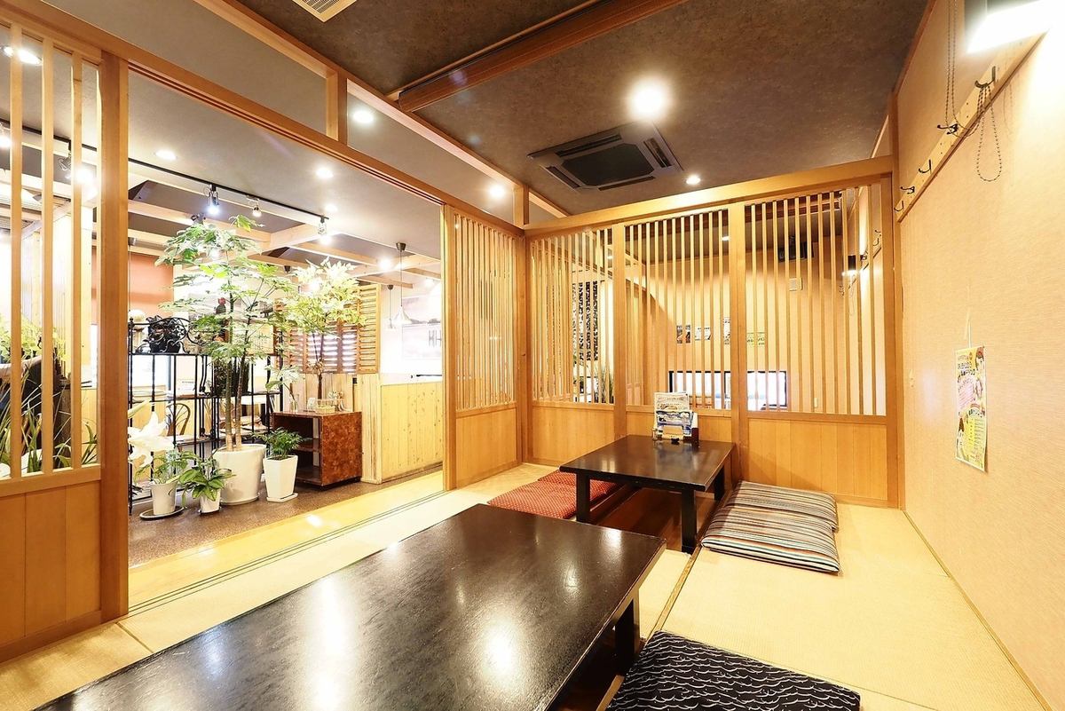 落ち着ける店内でごゆっくりとお過ごしください♪