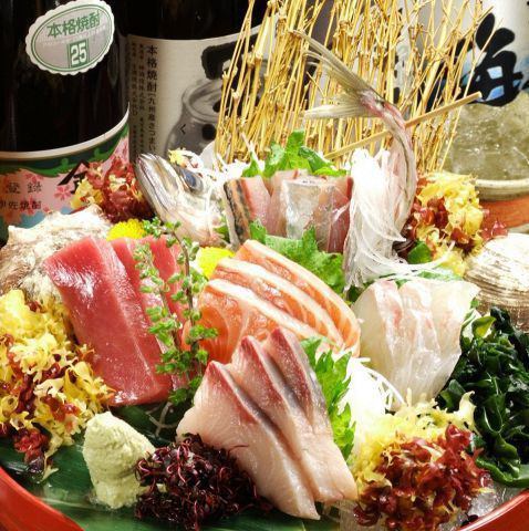 産地直送の新鮮食材をリーズナブルに堪能できる！刺身・海鮮ユッケ・寿司等々
